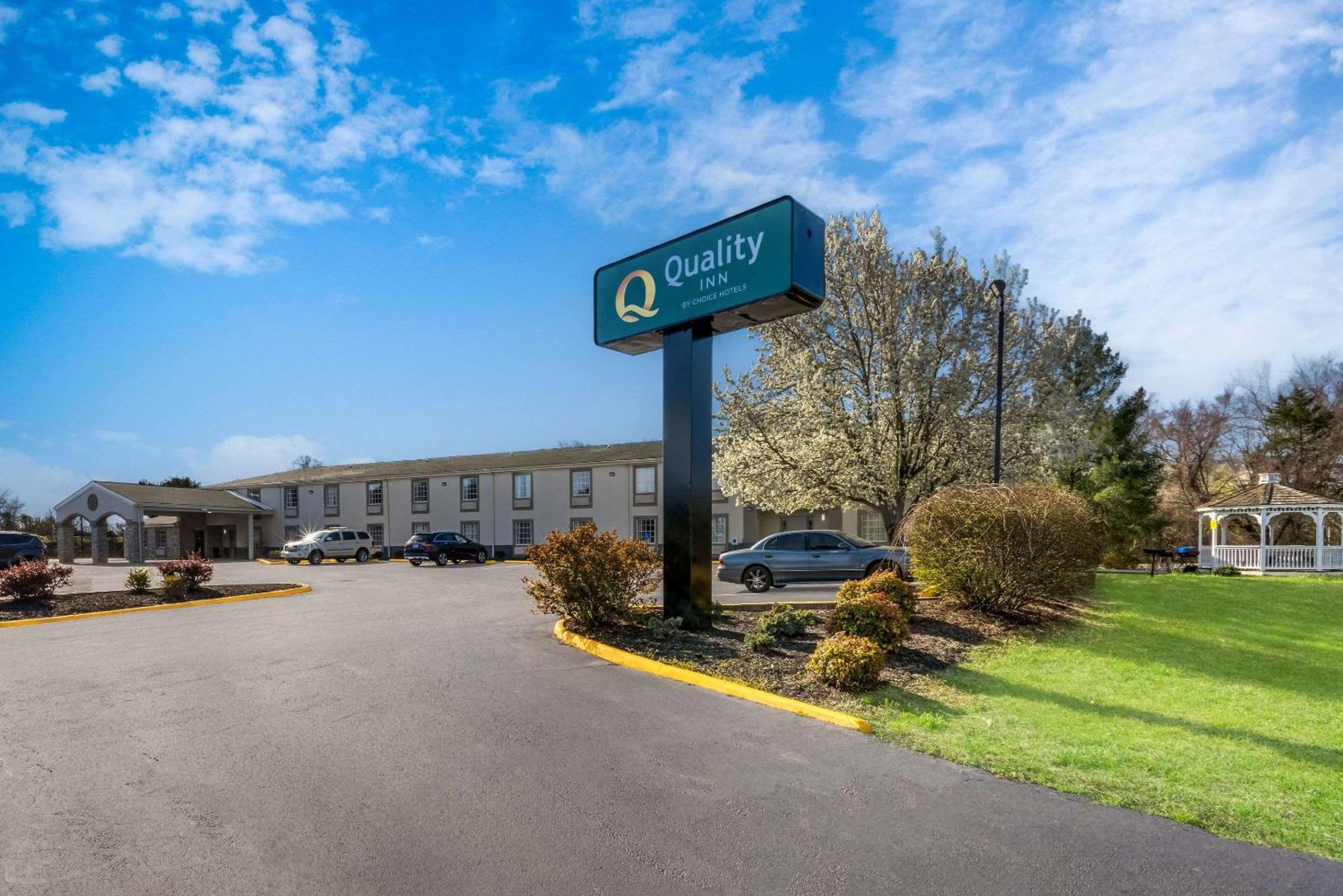 Quality Inn University Area Farmville Exterior photo